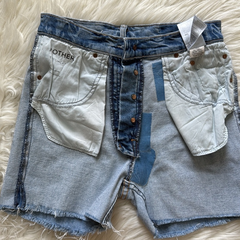 MOTHER "The Tomcat" Jean Shorts Size 26 - Picture 15 of 16